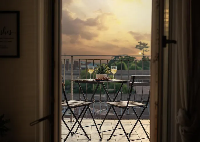 Apartament Attico Elegante Con Terrazza Panoramica, In Centro